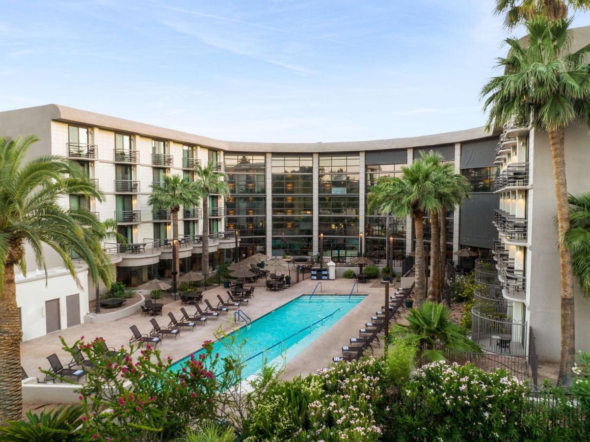 Embassy Suites By Hilton Phoenix Biltmore Exterior foto
