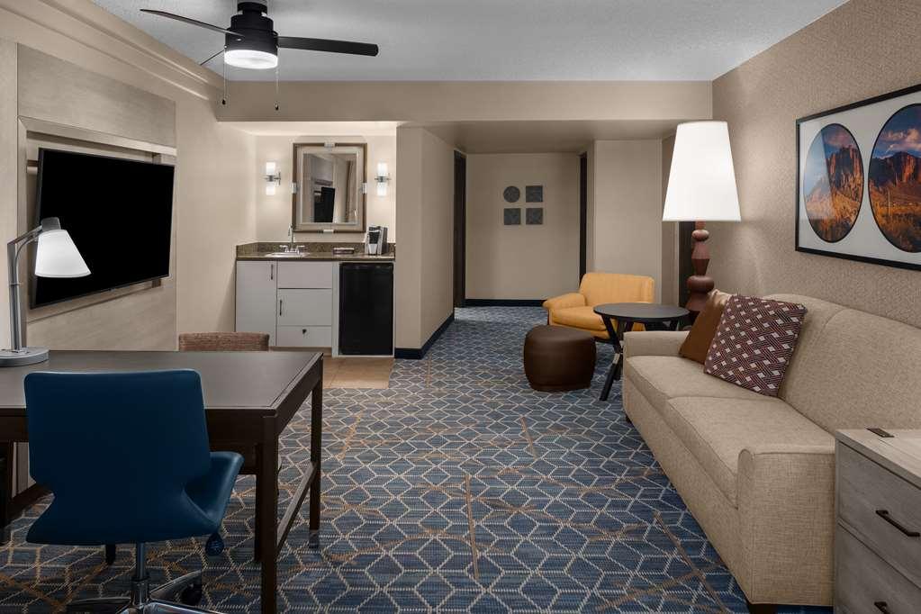 Embassy Suites By Hilton Phoenix Biltmore Zimmer foto